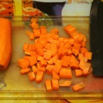 Морковку режем на мелкие кубики